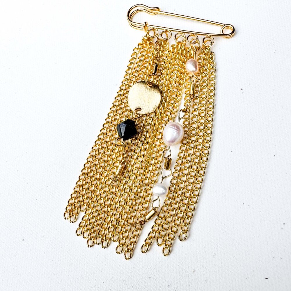 Handmade Gold Chain and Pearl Dangle Brooch Pin - Picture 2 of 7